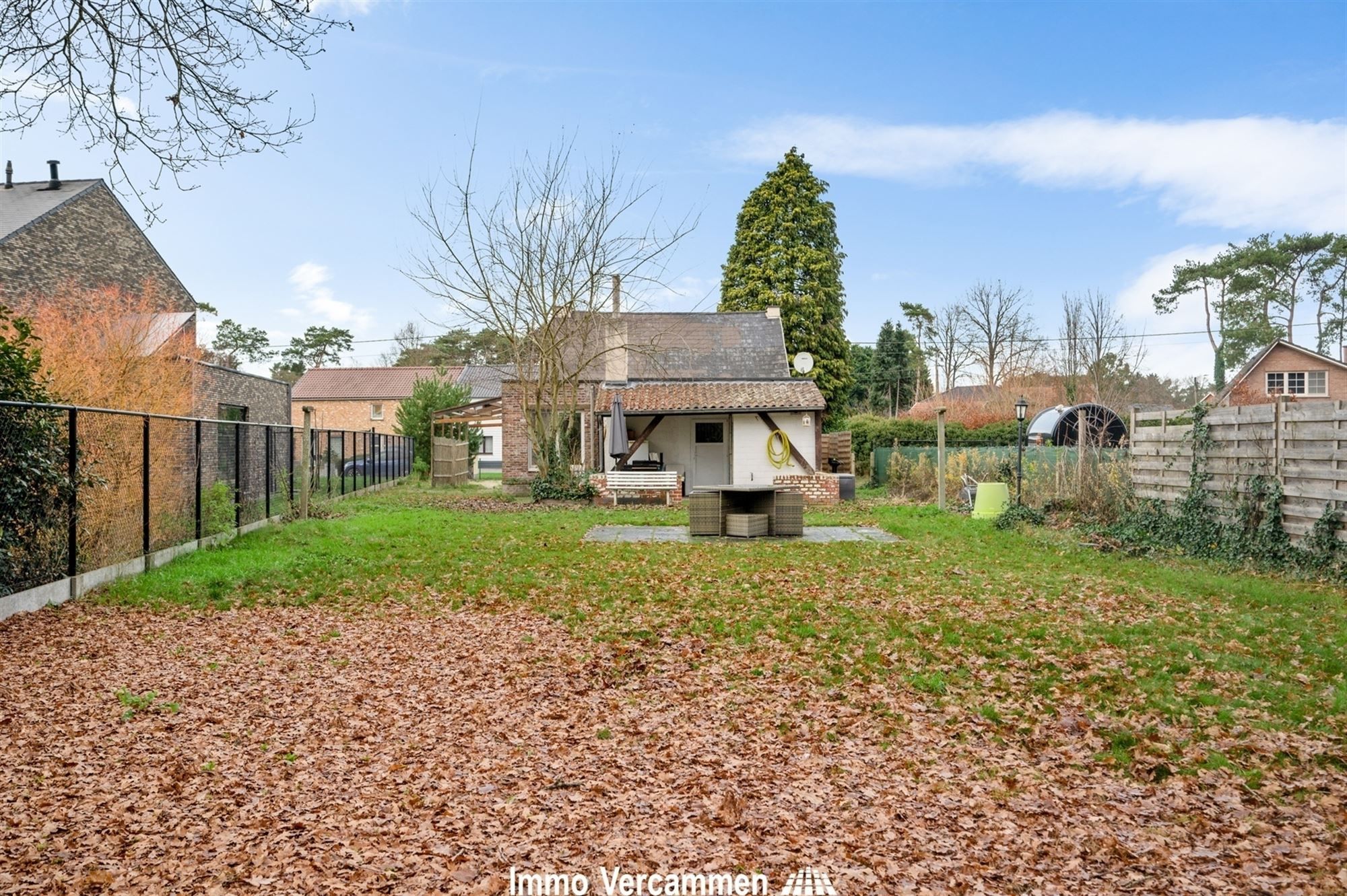 Te renoveren, charmante woning te Schriek foto 11