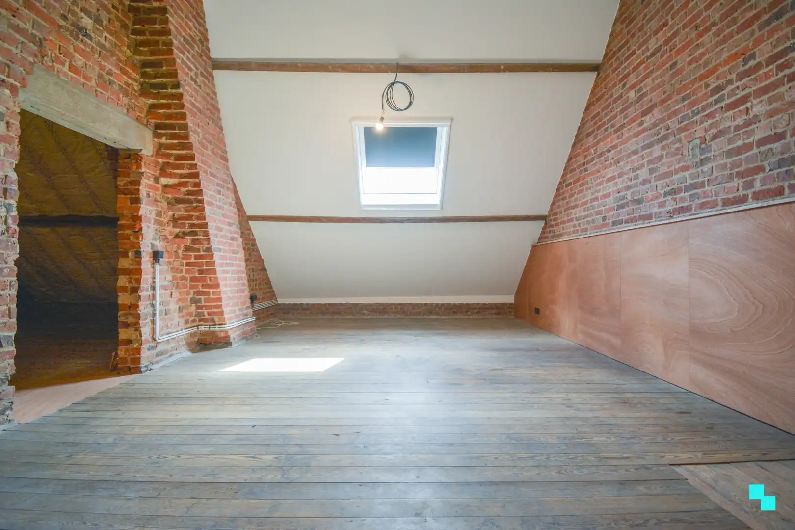 Eengezinswoning met 5 slp te centrum Roeselare foto 27