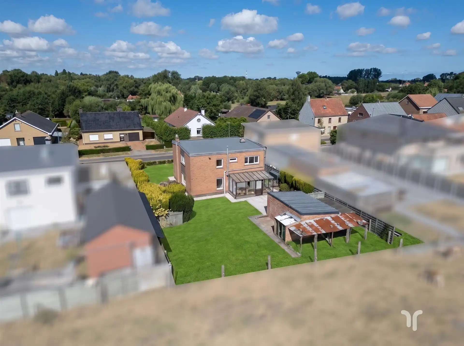Verzorgde, karaktervolle open bebouwing met 4 slaapkamers met prachtig open zicht. foto 17