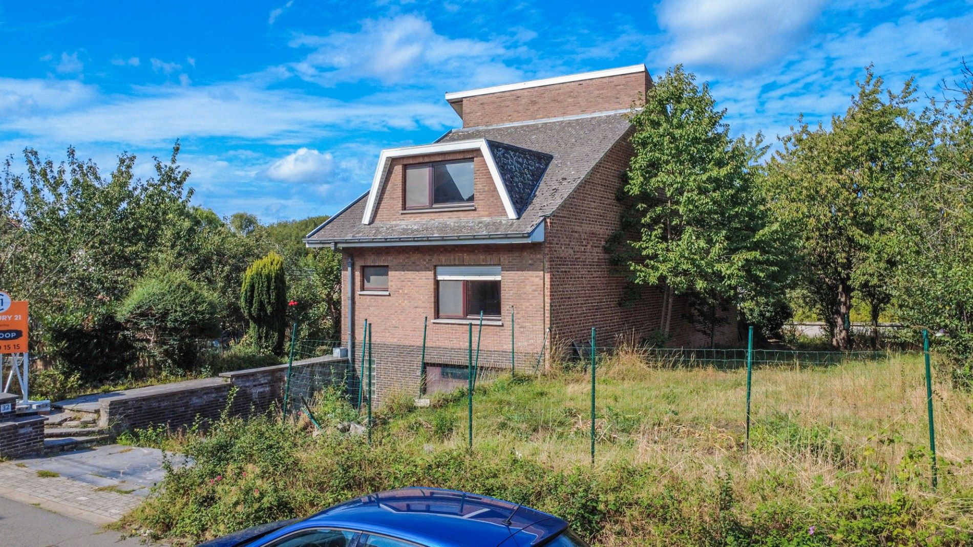 4-GEVEL WONING MET 4 SLAAPKAMERS + 2 BADKAMERS ! foto 2