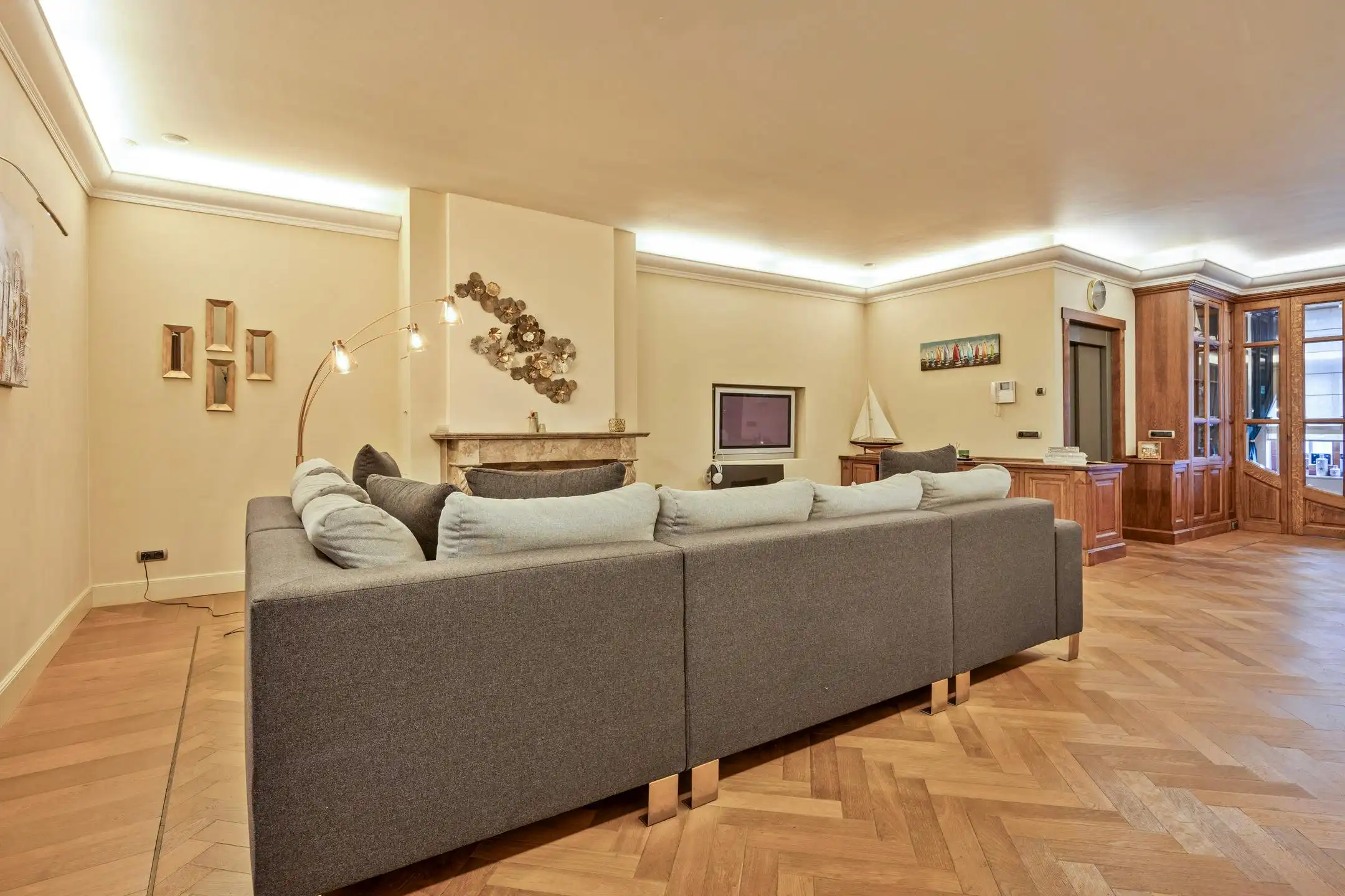 Uniek stadspand met dakterras in centrum Maaseik foto 6