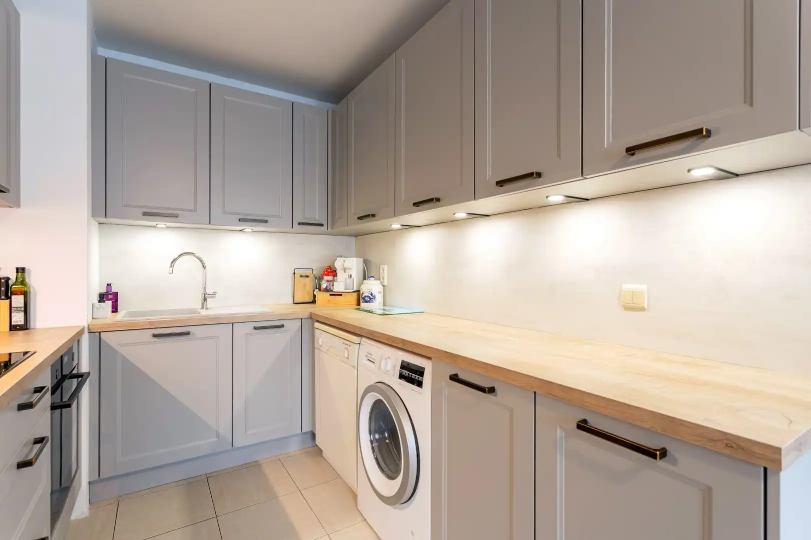 Instapklaar appartement met 2 slpk te Halle foto 8