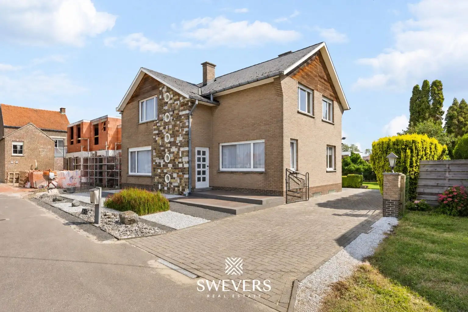 Op te frissen gezinswoning met 4 slaapkamers en veel potentieel foto 39
