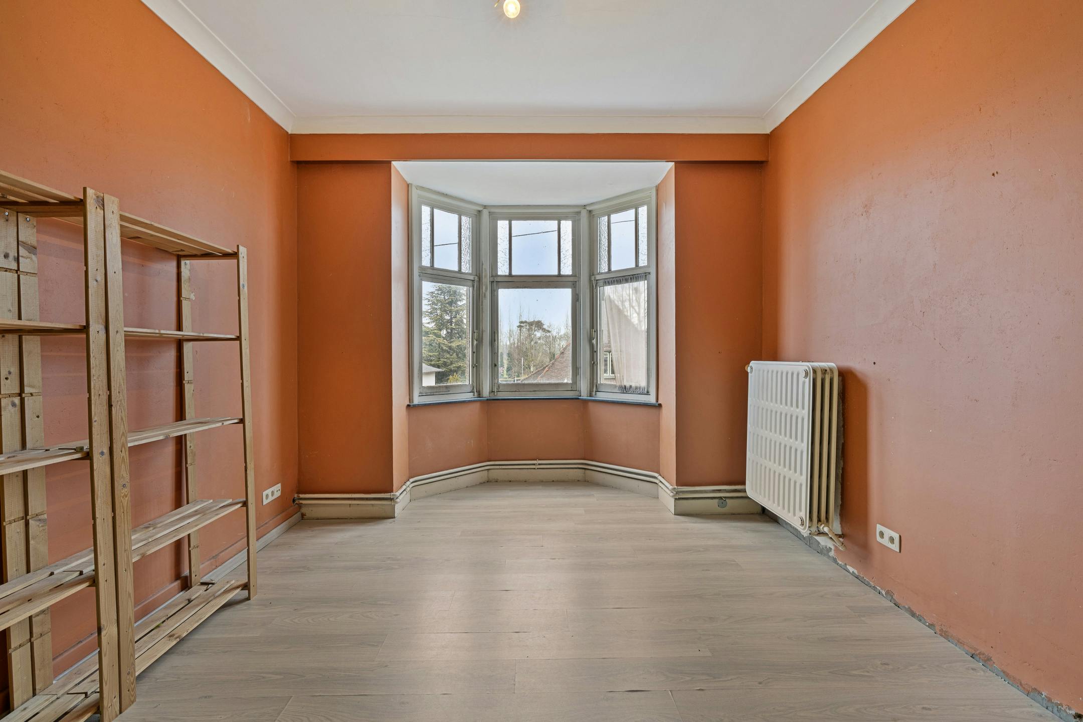 Alleenstaande woning met magazijn te koop in Oudenaarde foto 11