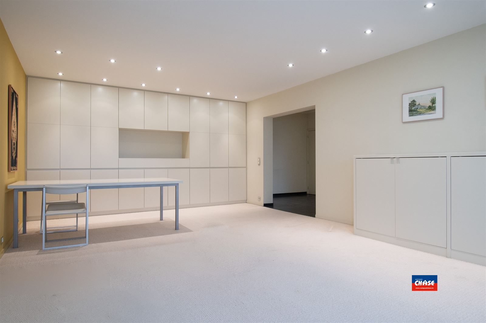 Ruim appartement met 2 slaapkamers & groot terras foto 3