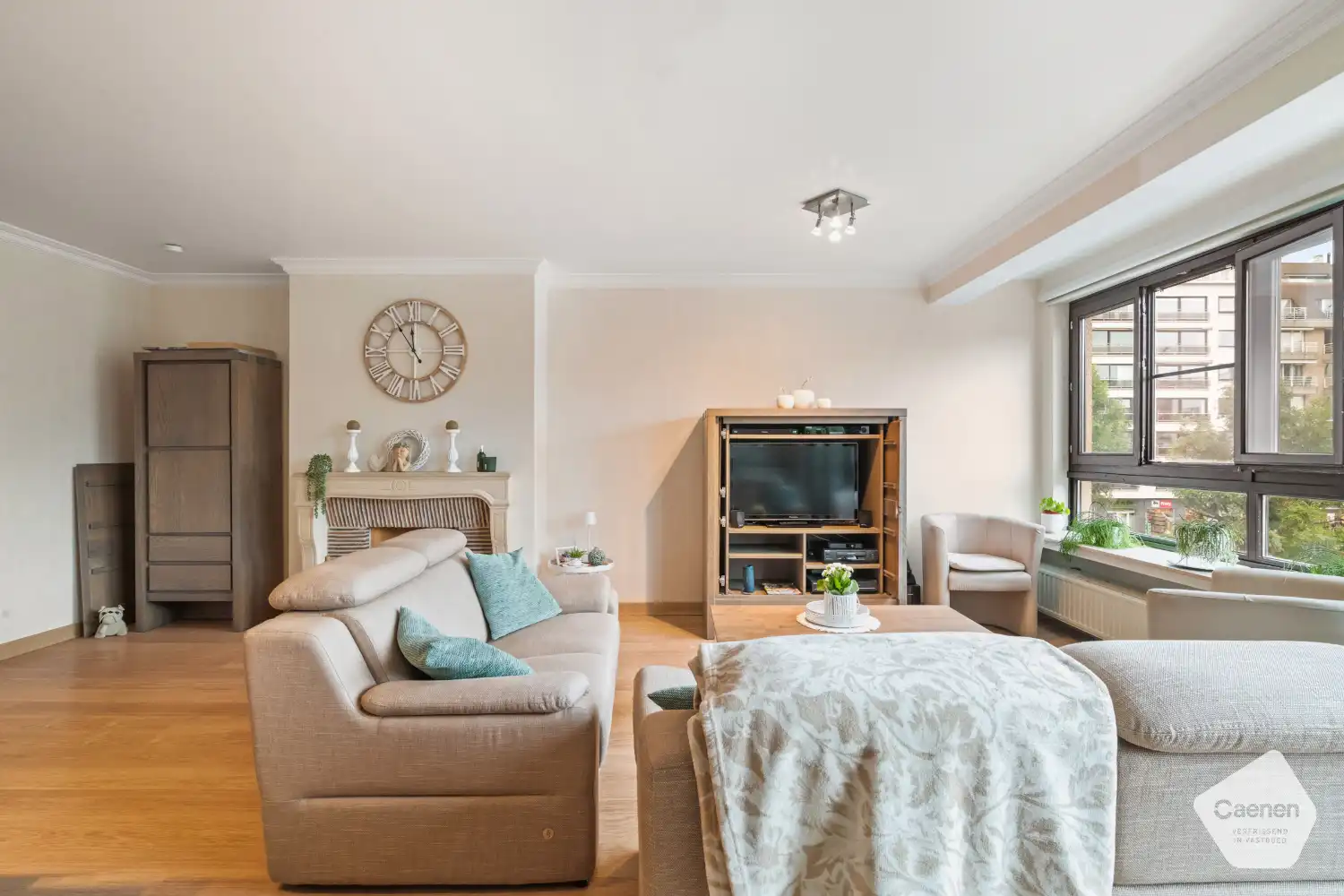 Ruim 2-slaapkamerappartement met 2 terrassen en zicht op de Grote Markt foto 2