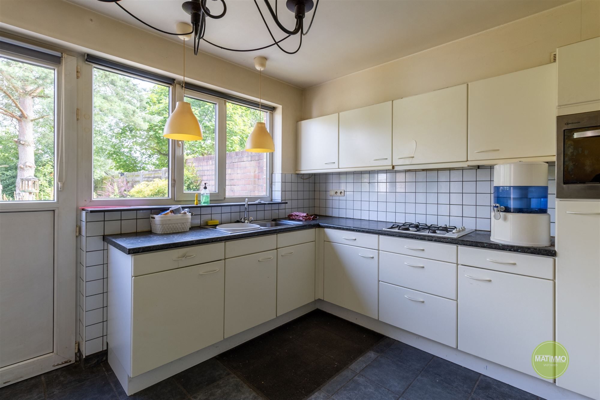 Instapklare gezinswoning met tuin en garage in Balen foto 7