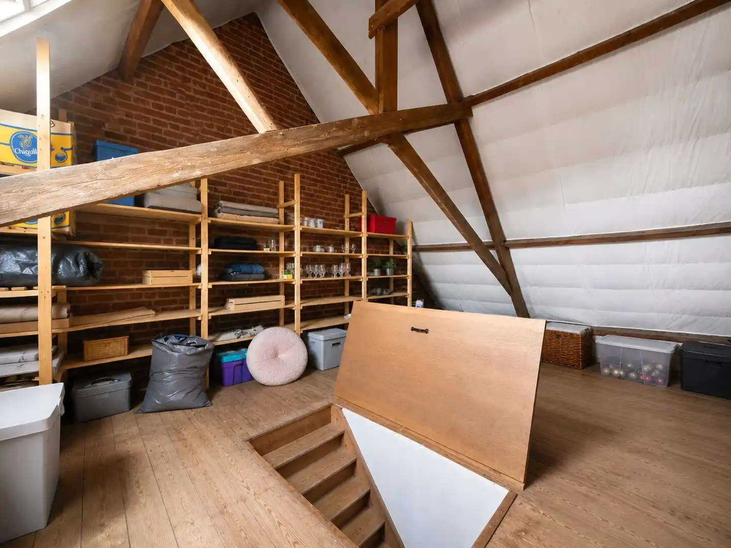 Moorslede – Halfopen gezinswoning met tuin en uitweg achteraan foto 14
