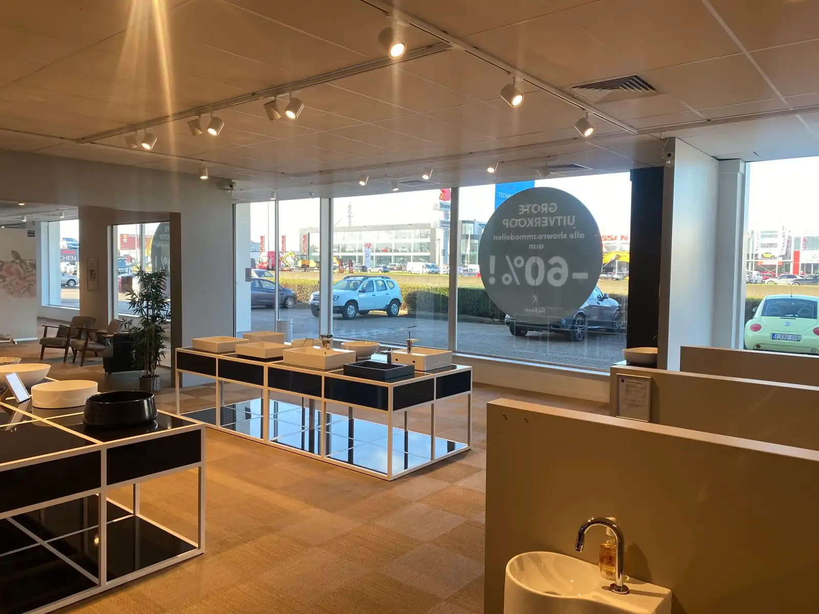 Toonzaal 2.054 m² te huur – Boomsesteenweg Aartselaar (AAA) foto 19