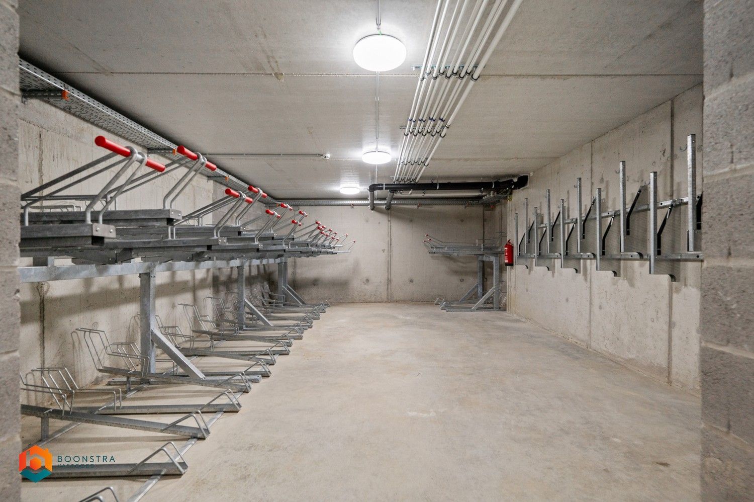 Energiezuinig nieuwbouwapp. met 2 slpkrs, bureau en parking foto 19