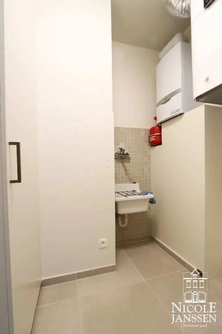 Luxe nieuwbouwappartement op de 3de verdieping met mooi terras  foto 9