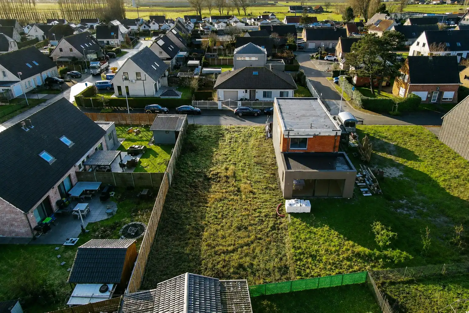 Bouwgrond voor halfopen bebouwing – 487 m² foto 2