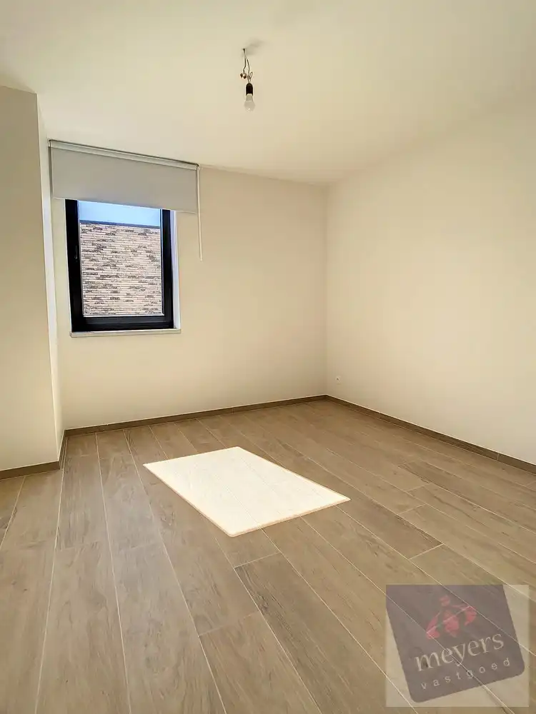 Recent en energiezuinige halfopen woning op toplocatie in Zonhoven foto 13