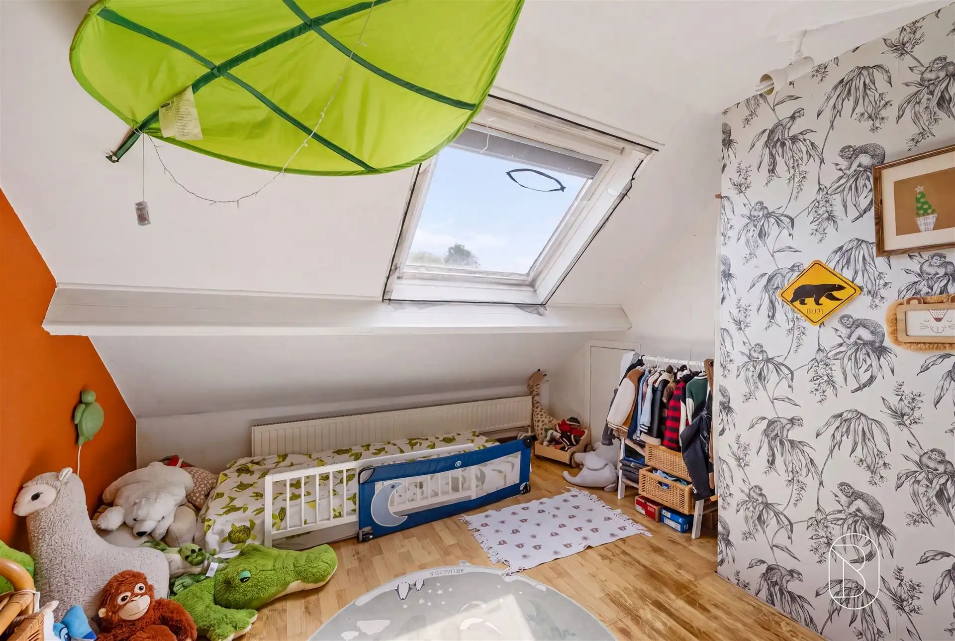 Bel-etagewoning met 3 slpk, garage en tuin in Vloesberg foto 19