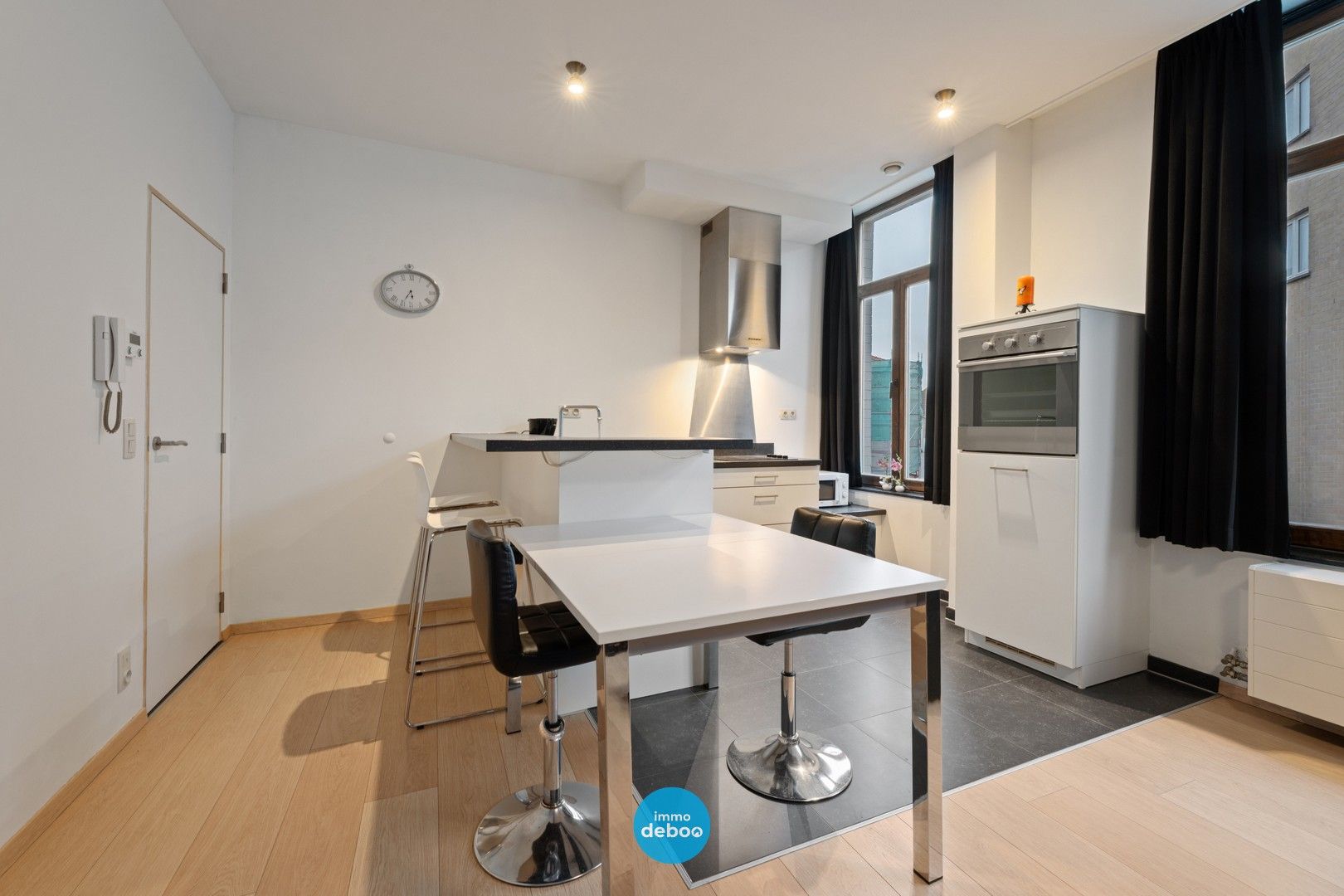 Instapklaar appartement in jong gebouw foto 7