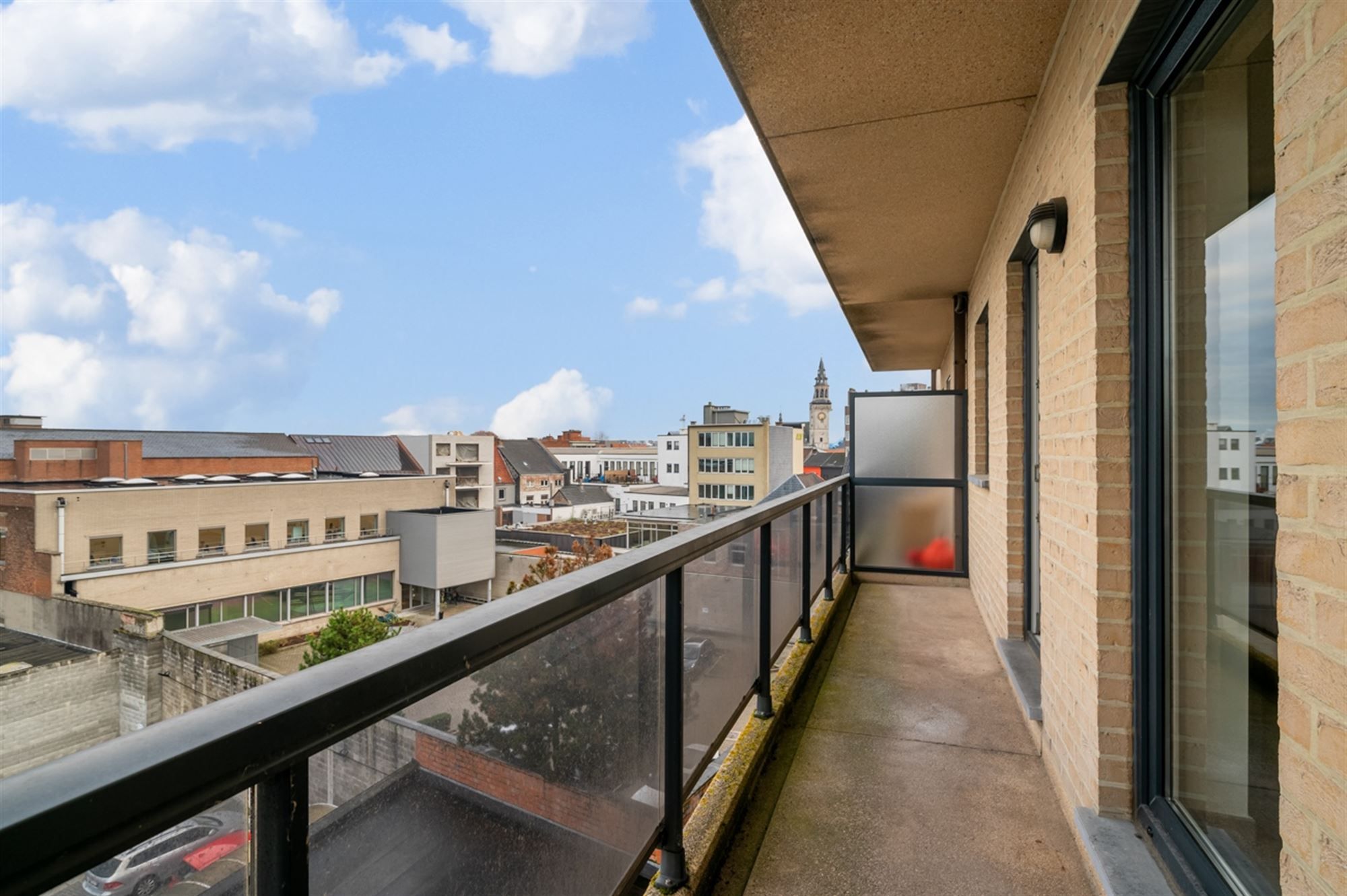 Ruim appartement met twee slaapkamers en twee terrassen in het centrum van Aalst foto 14