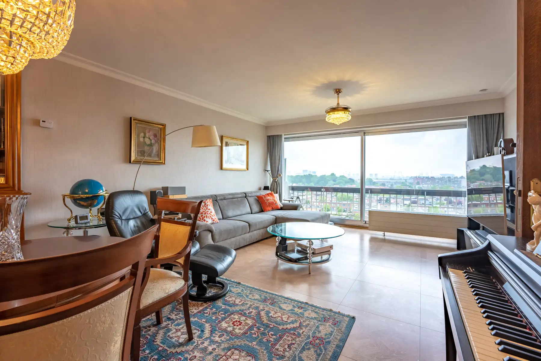 Appartement met 2 slaapkamers, 2 terrassen en een staanplaats met laadpaal! foto 4