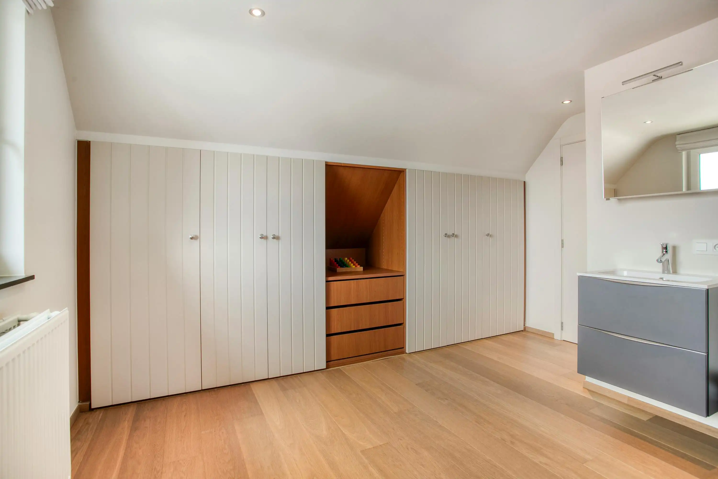 Appartement met groot terras te koop in Brugge foto 16