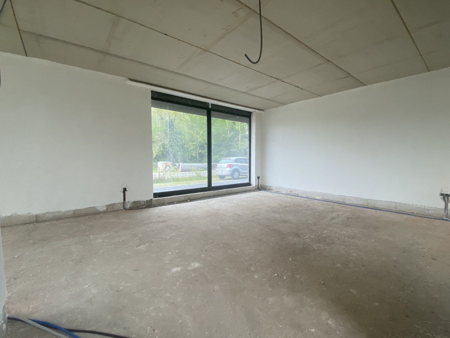 Centraal gelegen commerciële ruimte van 300 m² in Ham met parkeergelegenheid foto 8