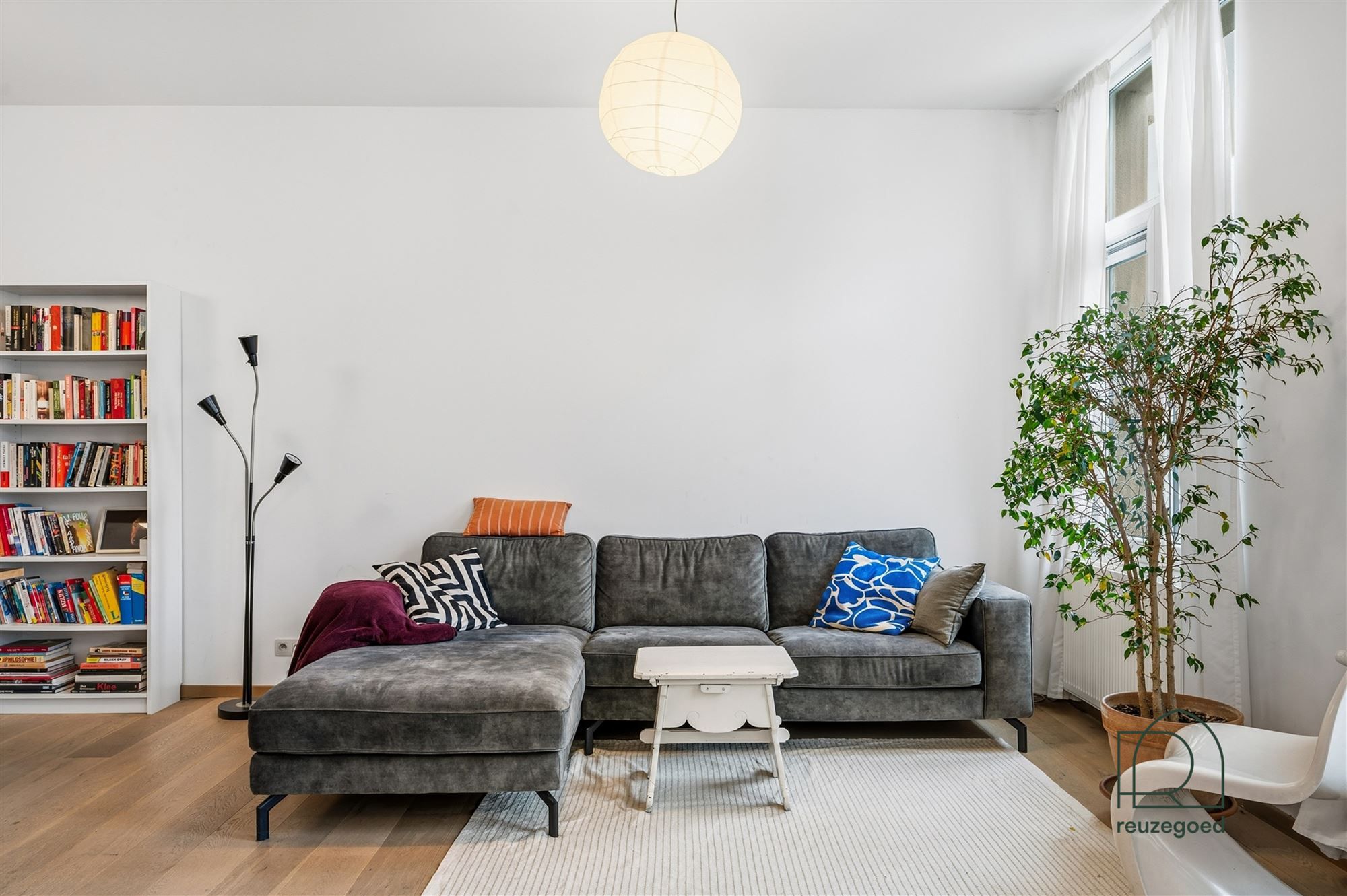 Karaktervol appartement met 2 slaapkamers in Antwerpen foto 11