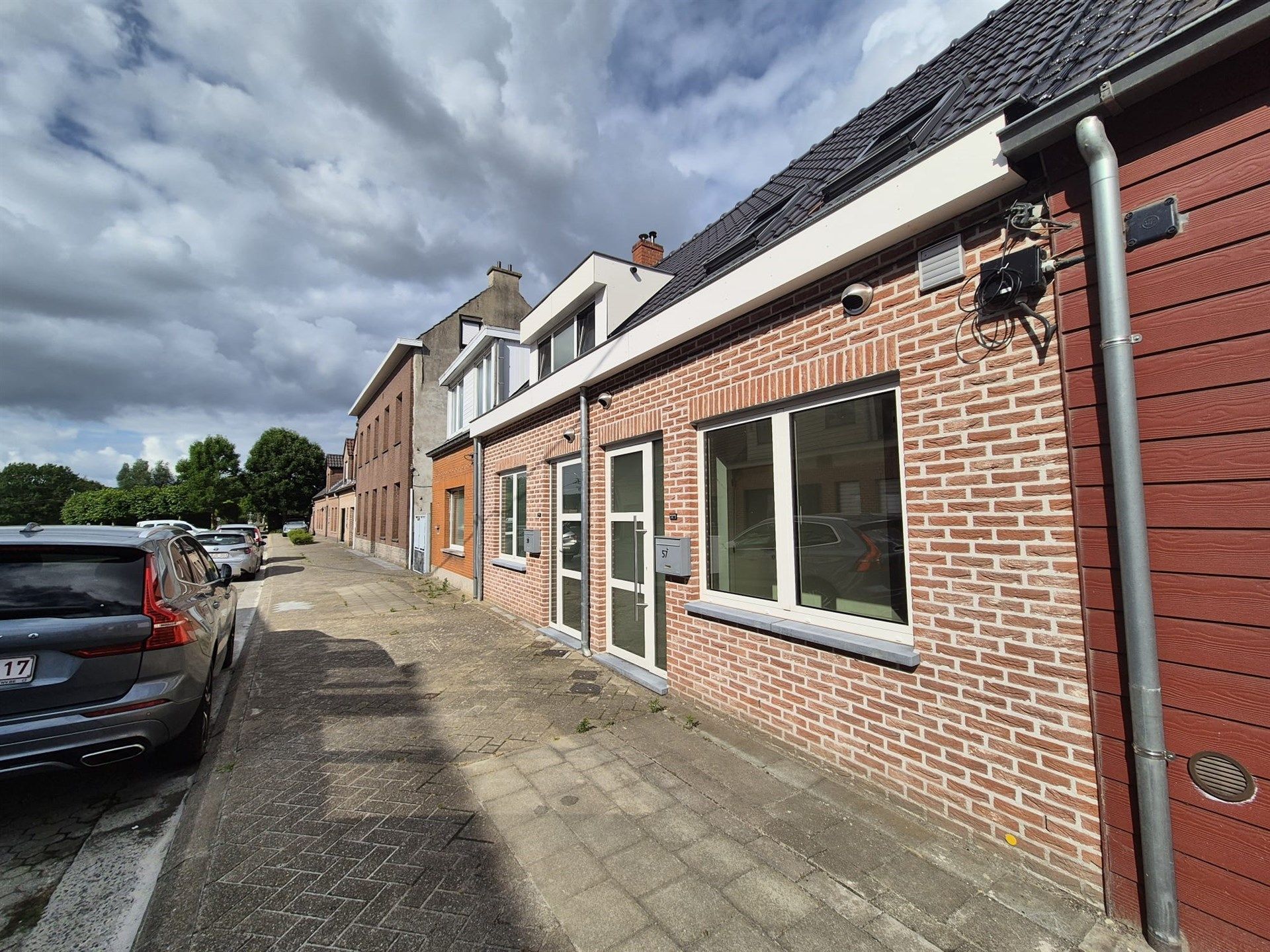 Zeer energiezuinige woning met 2 slaapkamers en tuin. foto 24
