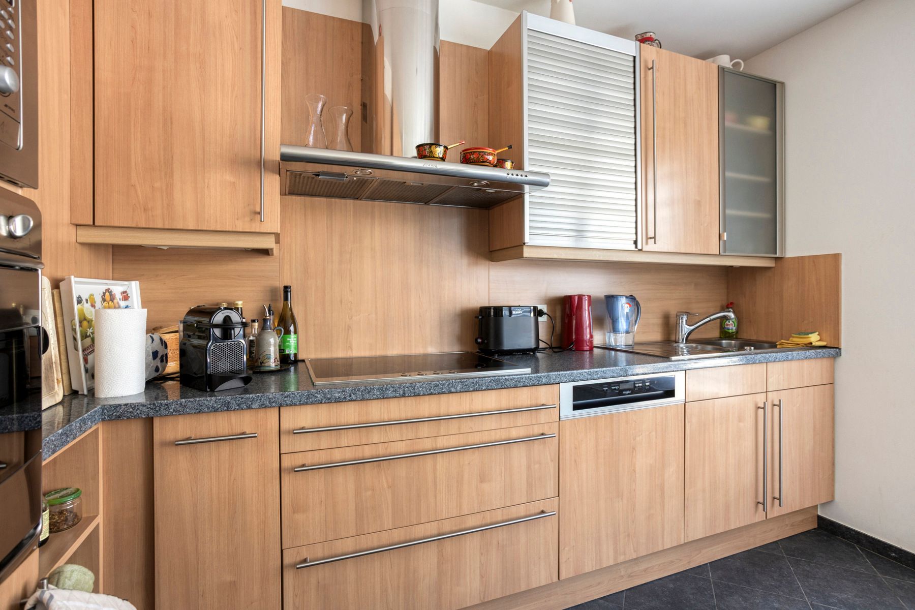 Instapklaar 3-slaapkamerappartement met ruim terras foto 8