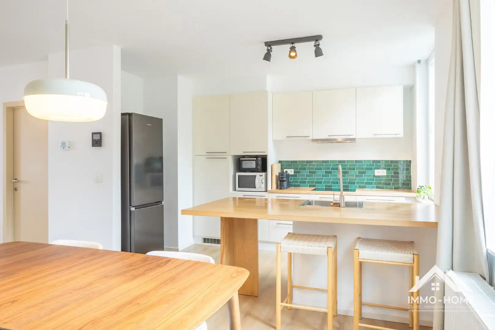 Opportuniteit ..wonng met 2 gerenoveerde appartementen en in TOP staat!! foto 7