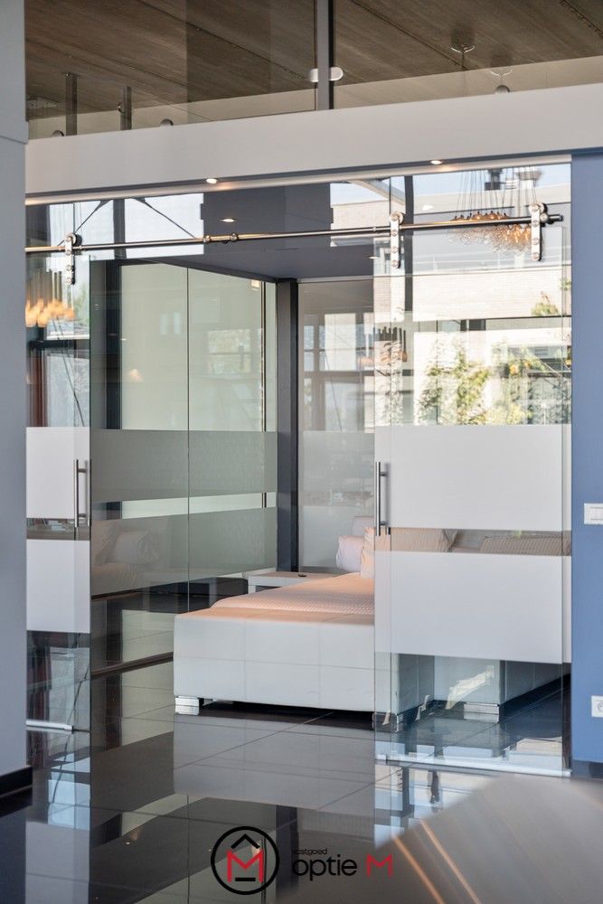 Unieke loft met 2 slaapkamers, terras en parking foto 15