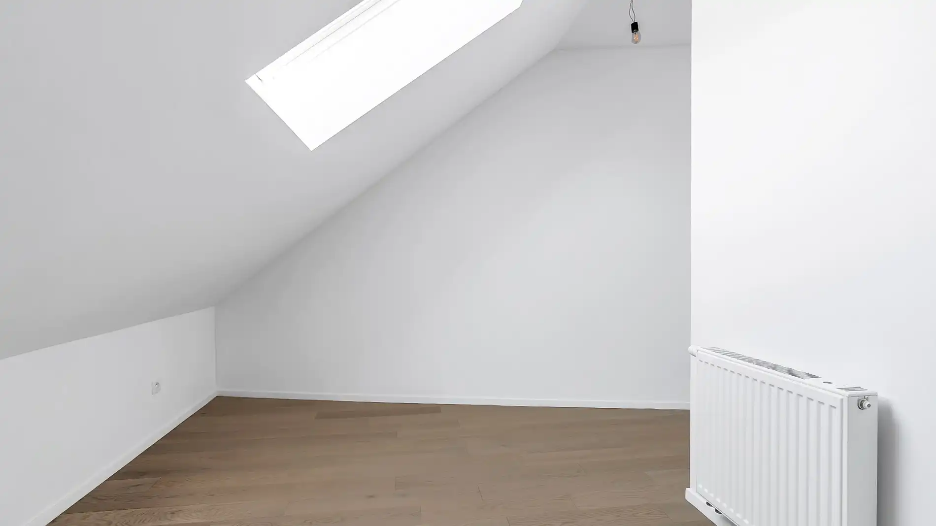 LINDEN (grens Kessel-Lo) groot huis met grote tuin foto 15