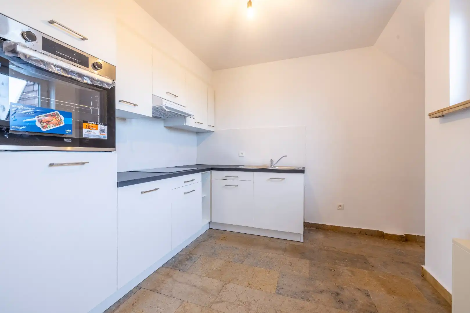 Instapklaar 3-slaapkamerappartement met autostaanplaats – ideaal als investering of eigen woonst foto 5