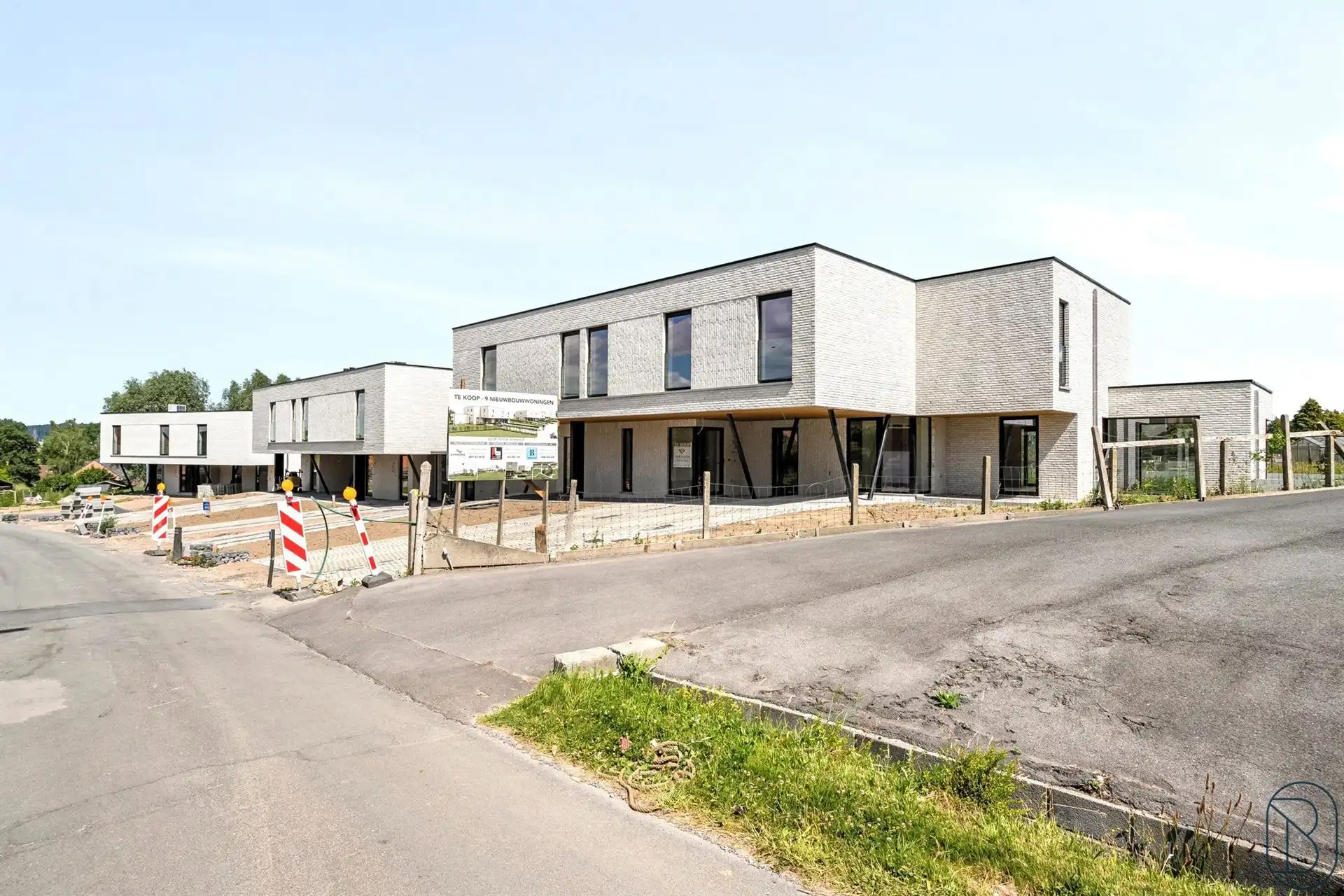 KWALITATIEVE energiezuinige ARCHITECTUURWONING met TUIN. foto 11