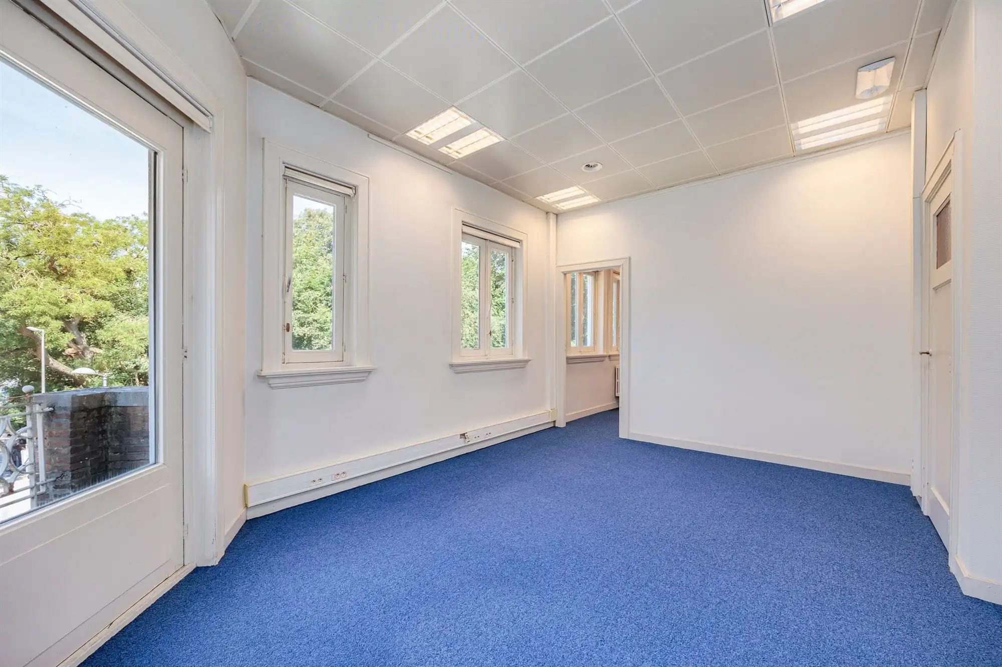 Prachtige handelswoning met betrouwbare huurder op handelslocatie! foto 13