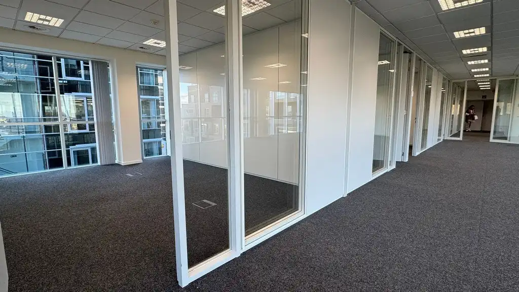 Standalone kantoorgebouw te huur langs R4 in Merelbeke-Melle foto 22