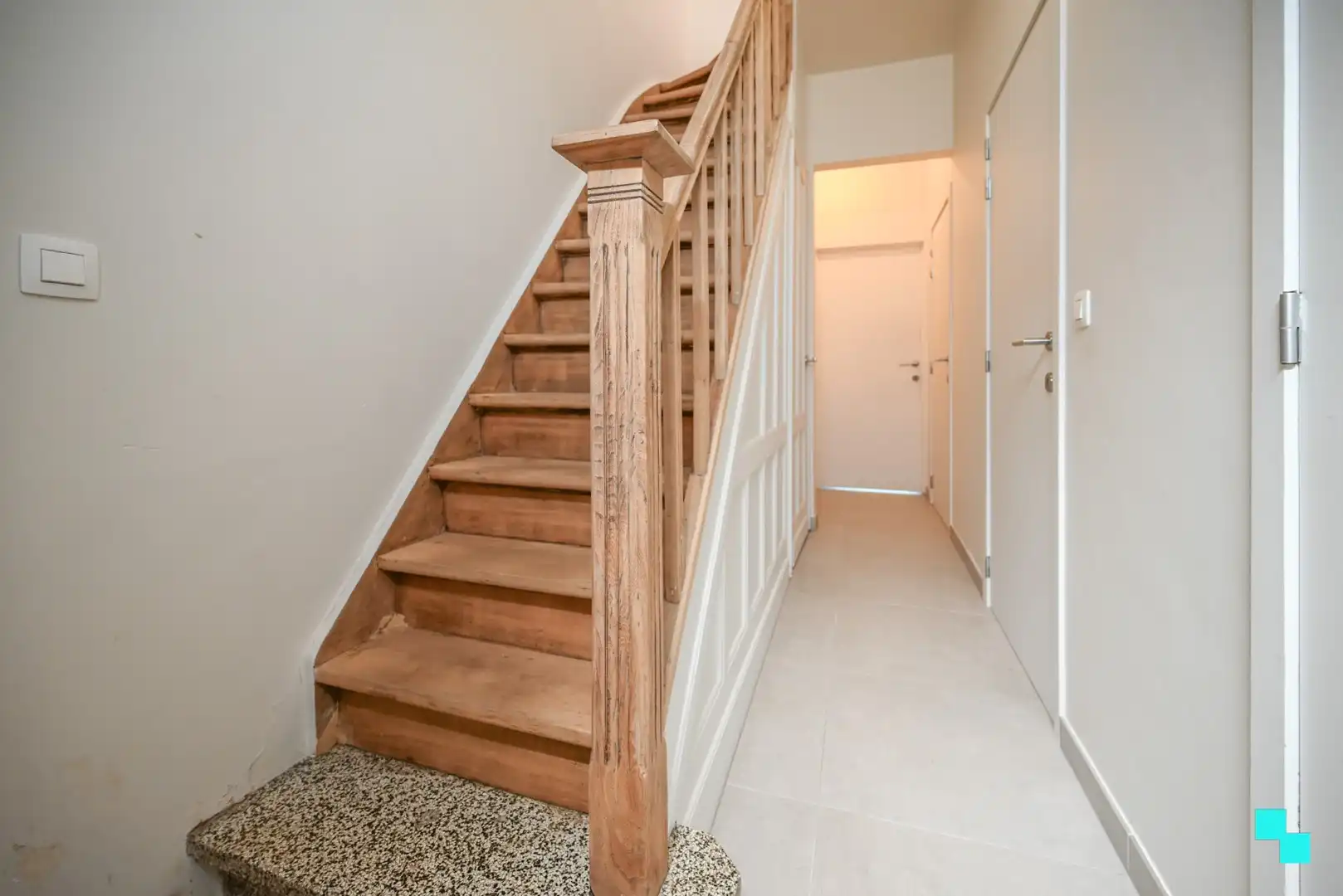 Gerenoveerde 2-slaapkamerwoning in Ingelmunster foto 9