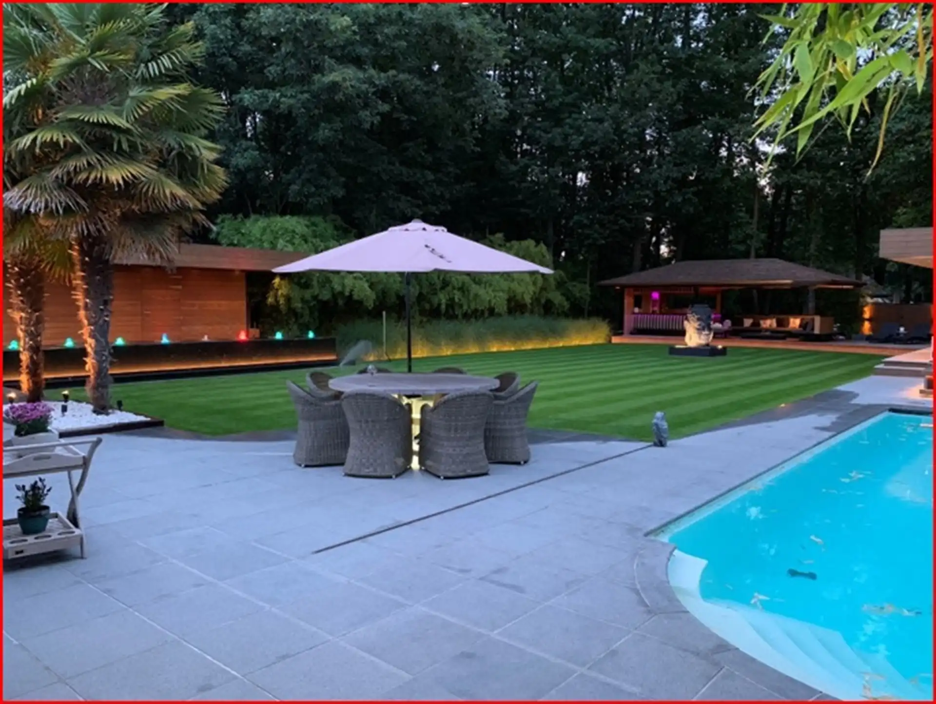 Villa met prachtige tuin, zwembad en bijgebouwen op 2.063m². foto 35