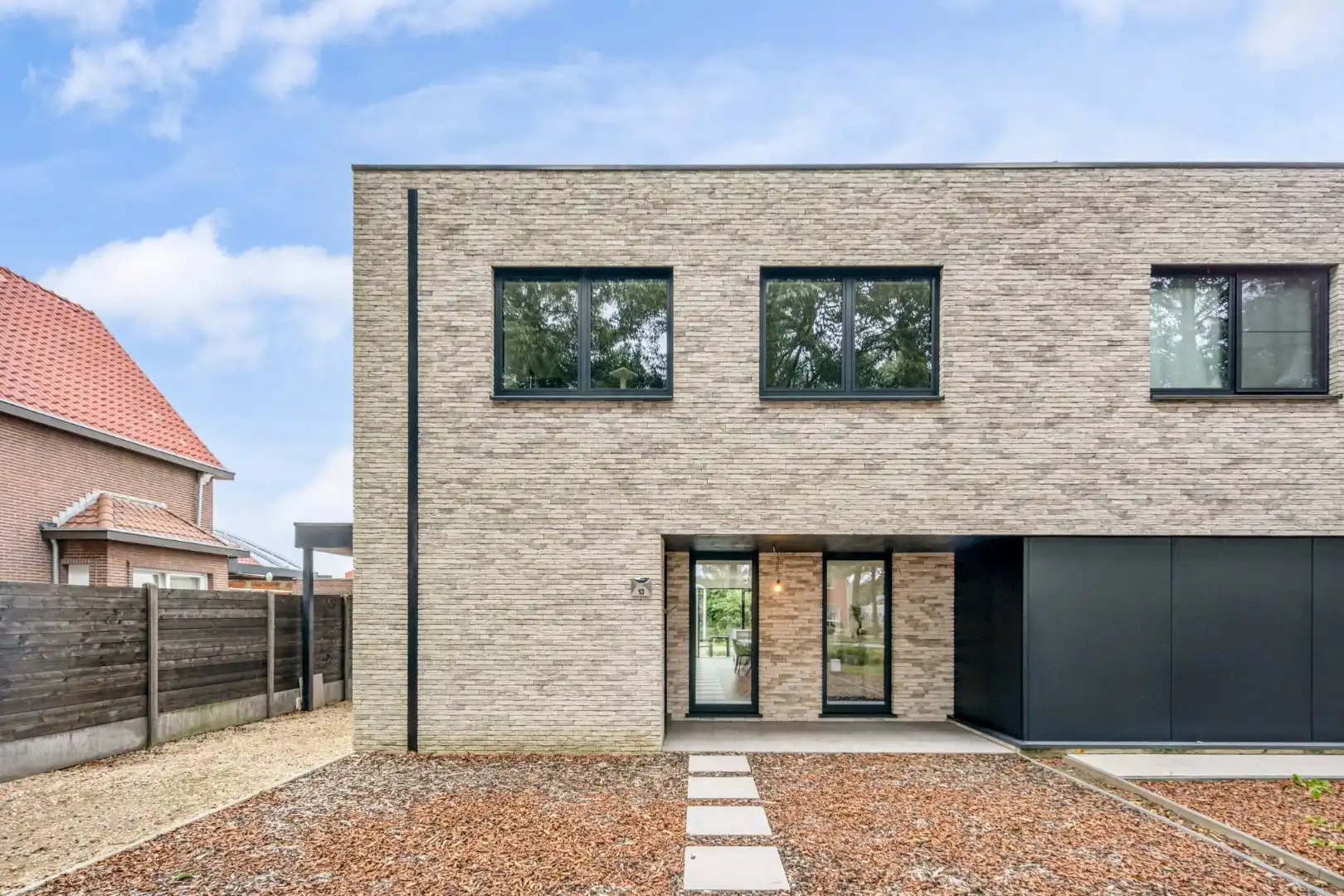 Nieuwbouwwoning, halfopen bebouwing, 3 slpk, 3a 4ca, te Beringen foto 2