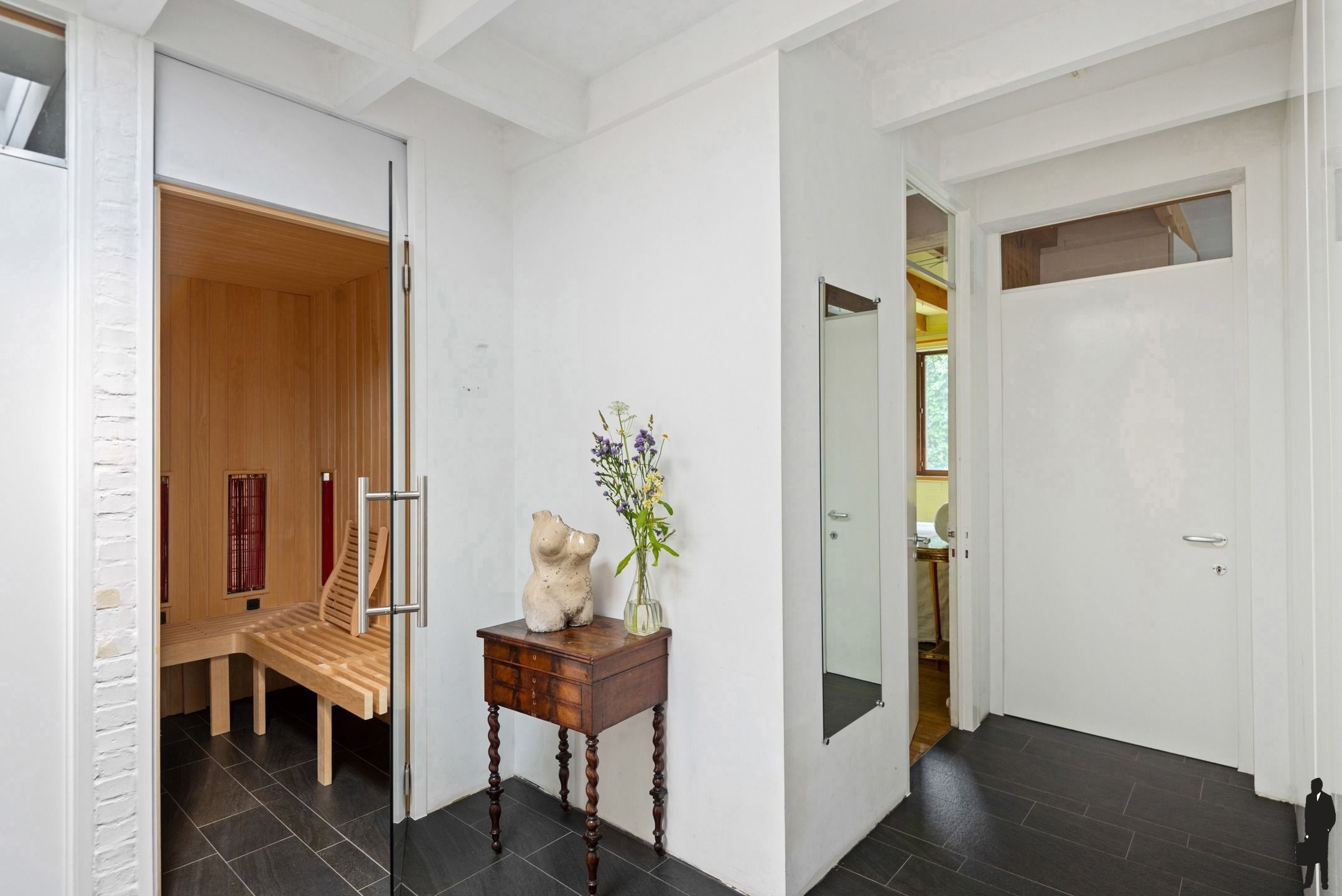 Uiterst charmante architectenwoning op toplocatie (Boshoek) foto 14