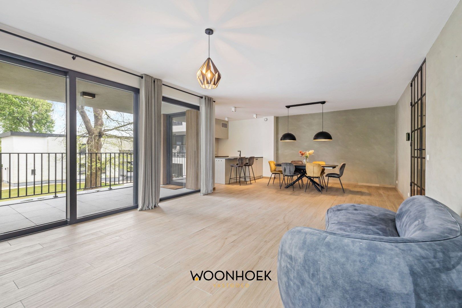 Exclusief 2-slpk appartement met 2 terrassen en patio! foto 3