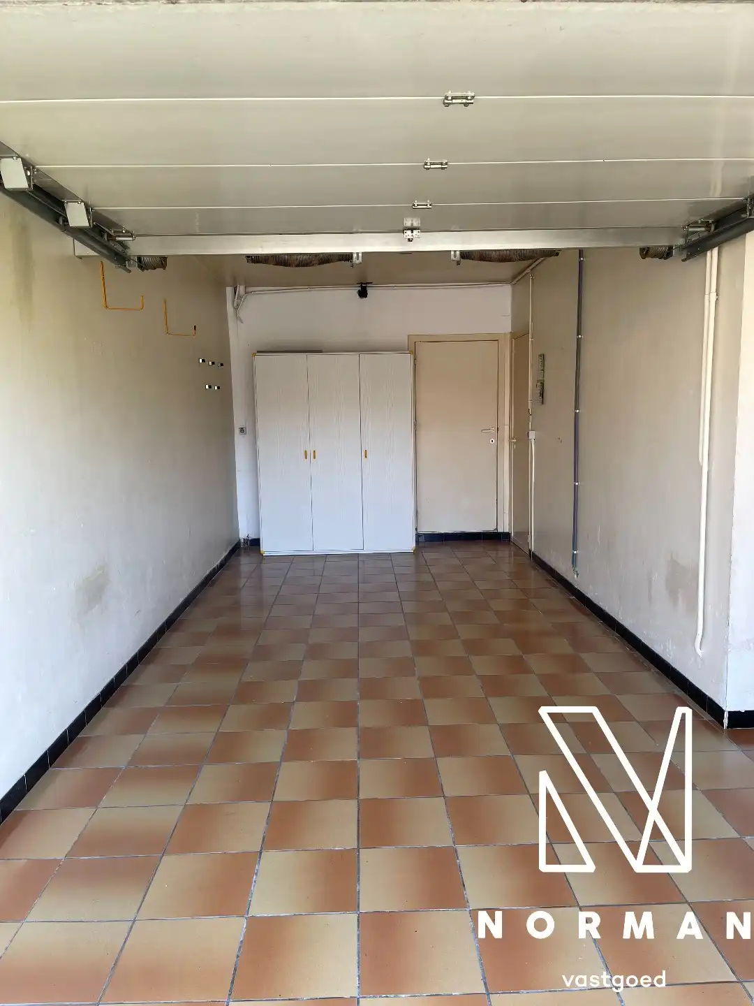 Rustig gelegen woning met oprit en garage. foto 12