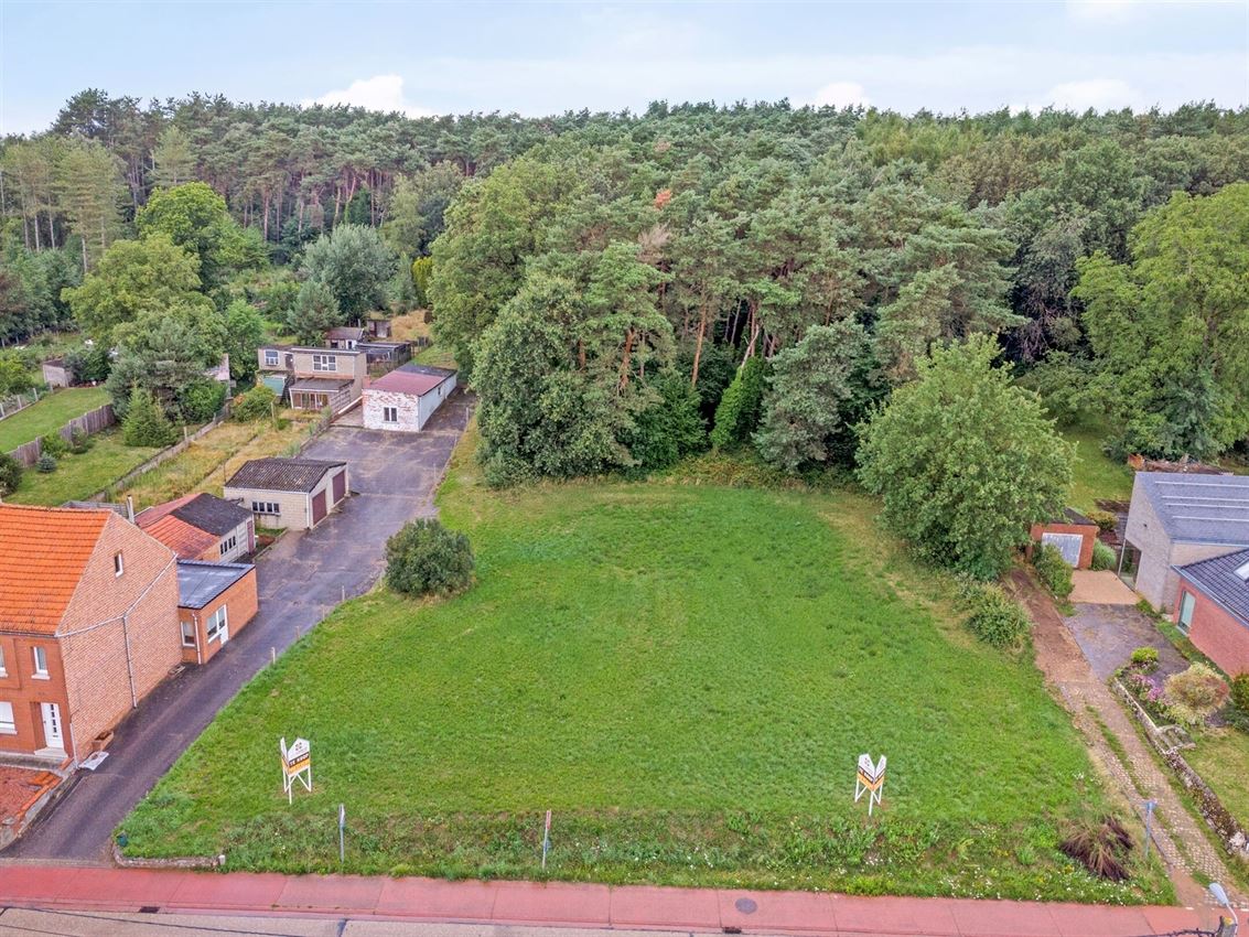 bouwgrond 5 a 94 ca voor HOB, grenzend aan bos foto 6