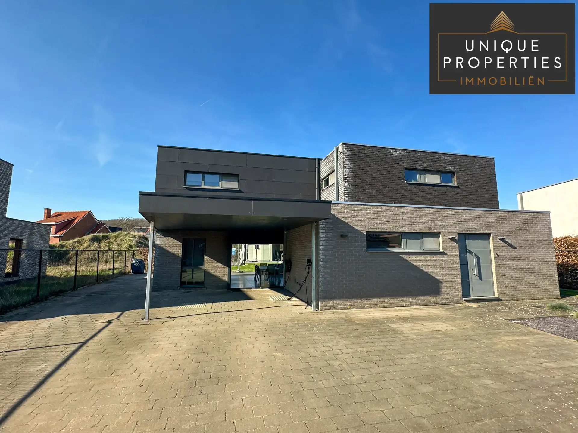 Villa te koop foto 33