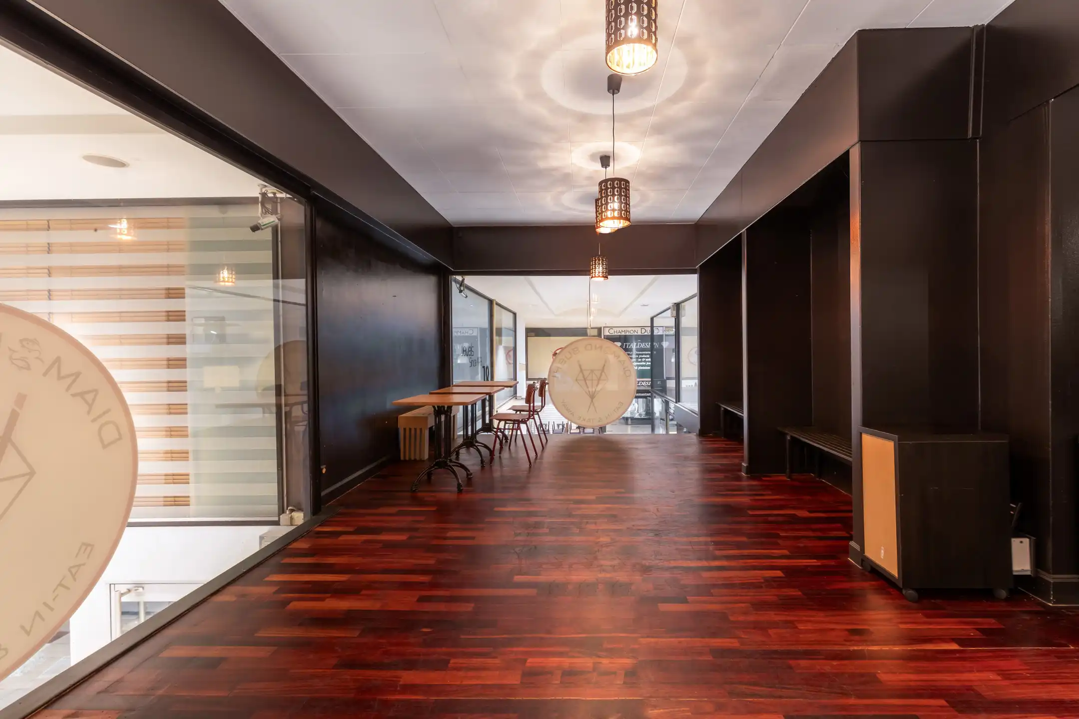 Top gelegen horecapand in de Empire Center Diamantwijk foto 9