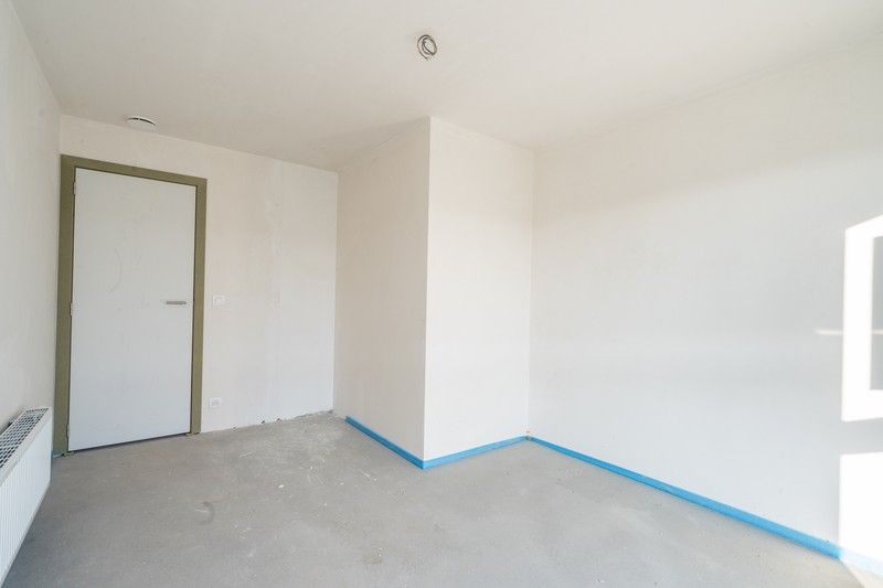 Instapklare nieuwbouwwoning met zonnige tuin te Roeselare foto 10