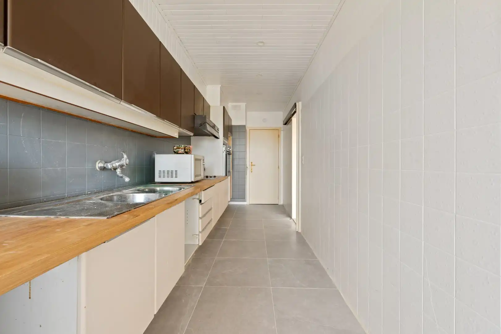 Ruim appartement te huur in Oostende (105 m²) met prachtig groenzicht – topligging in Serruyslaan foto 8