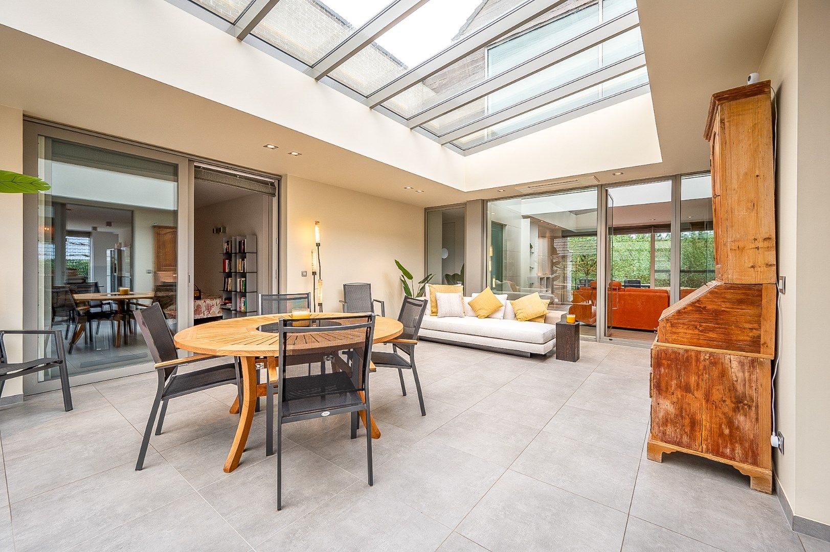 Exclusieve en energiezuinige villa op 1.613 m² te Sijsele foto 2