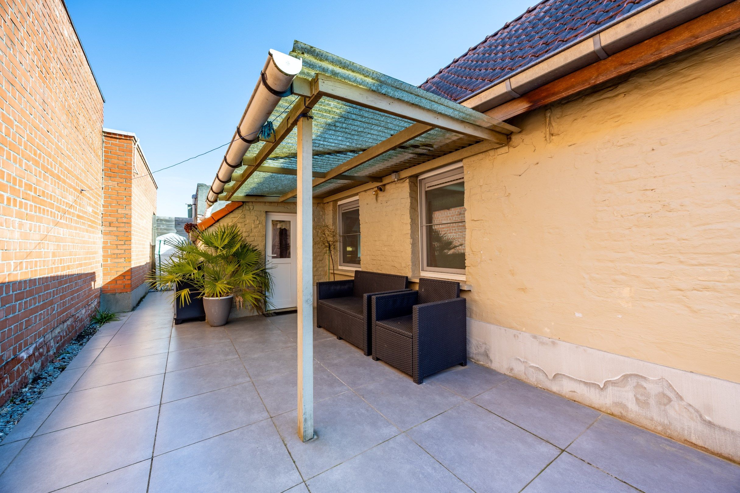 KNUSSE WONING MET DUBBELE GARAGE foto 16