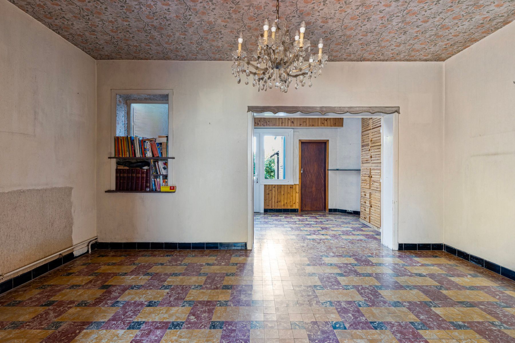 OPTIE Op te frissen eengezinswoning met 3 slaapkamers en tuin foto 6
