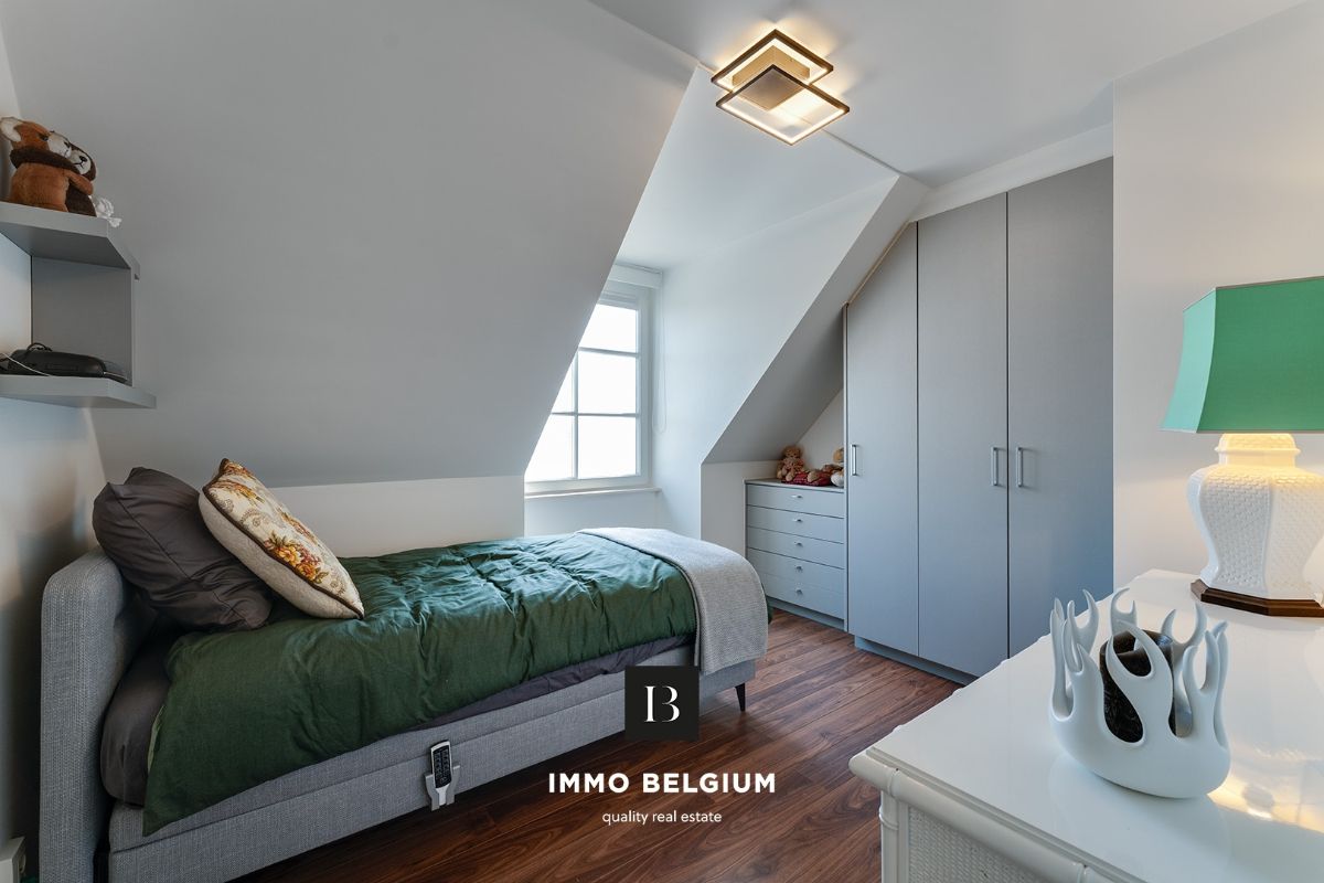 Hoogwaardig afgewerkt appartement met 3 slaapkamers foto 3