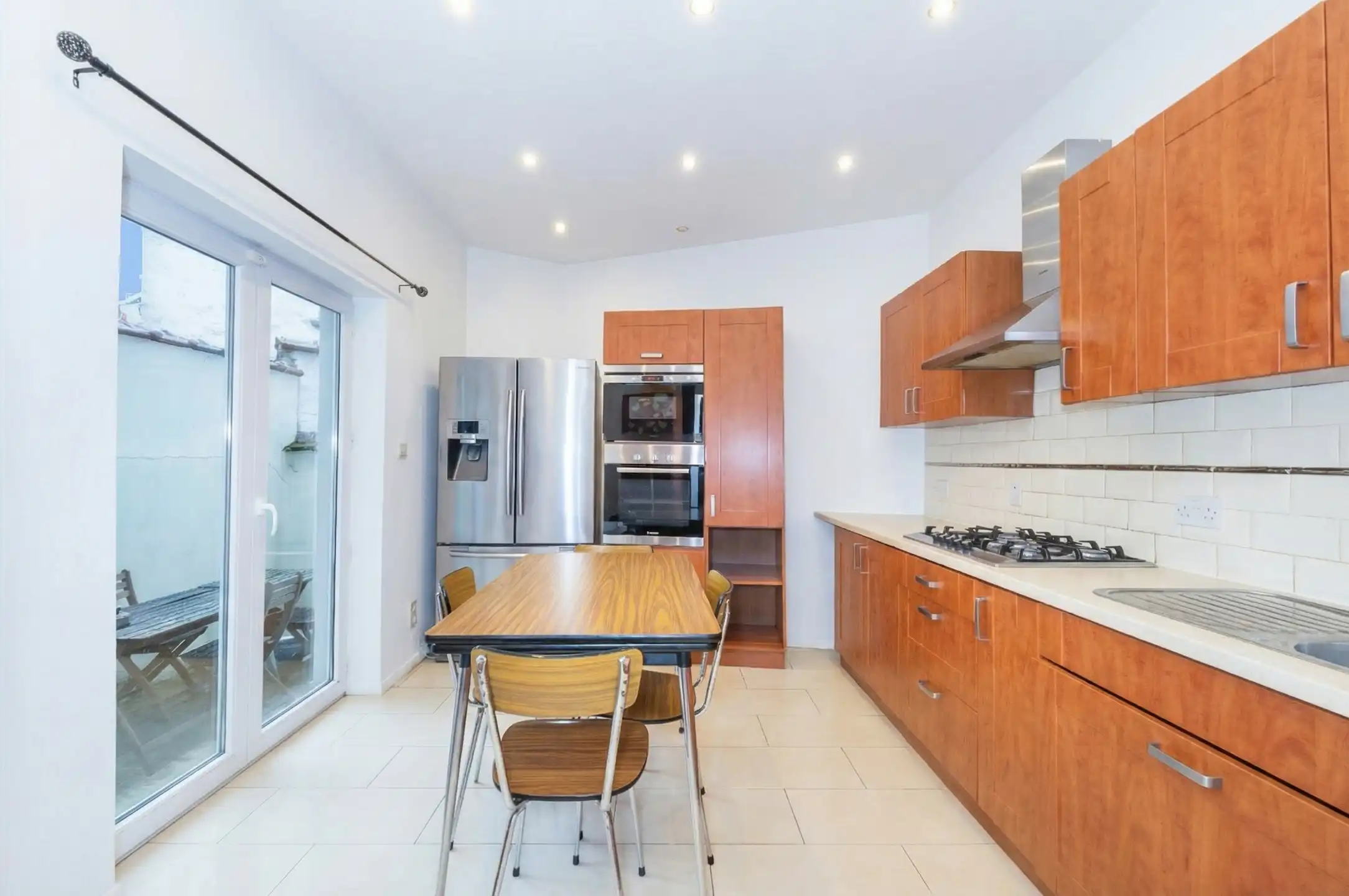 Gezinswoning met terras in hartje Etterbeek foto 8