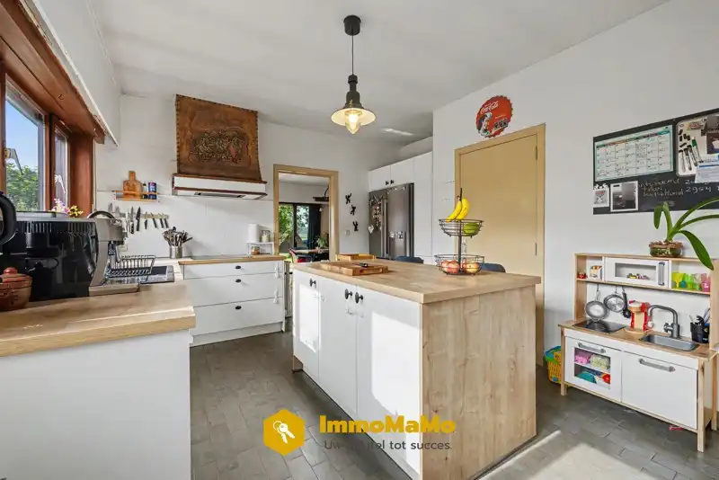 VERKOCHT - VILLA MET 4 SLAAPKAMERS EN TUIN&WEIDE (3314m²) EN 3 PAARDENSTALLEN foto 16